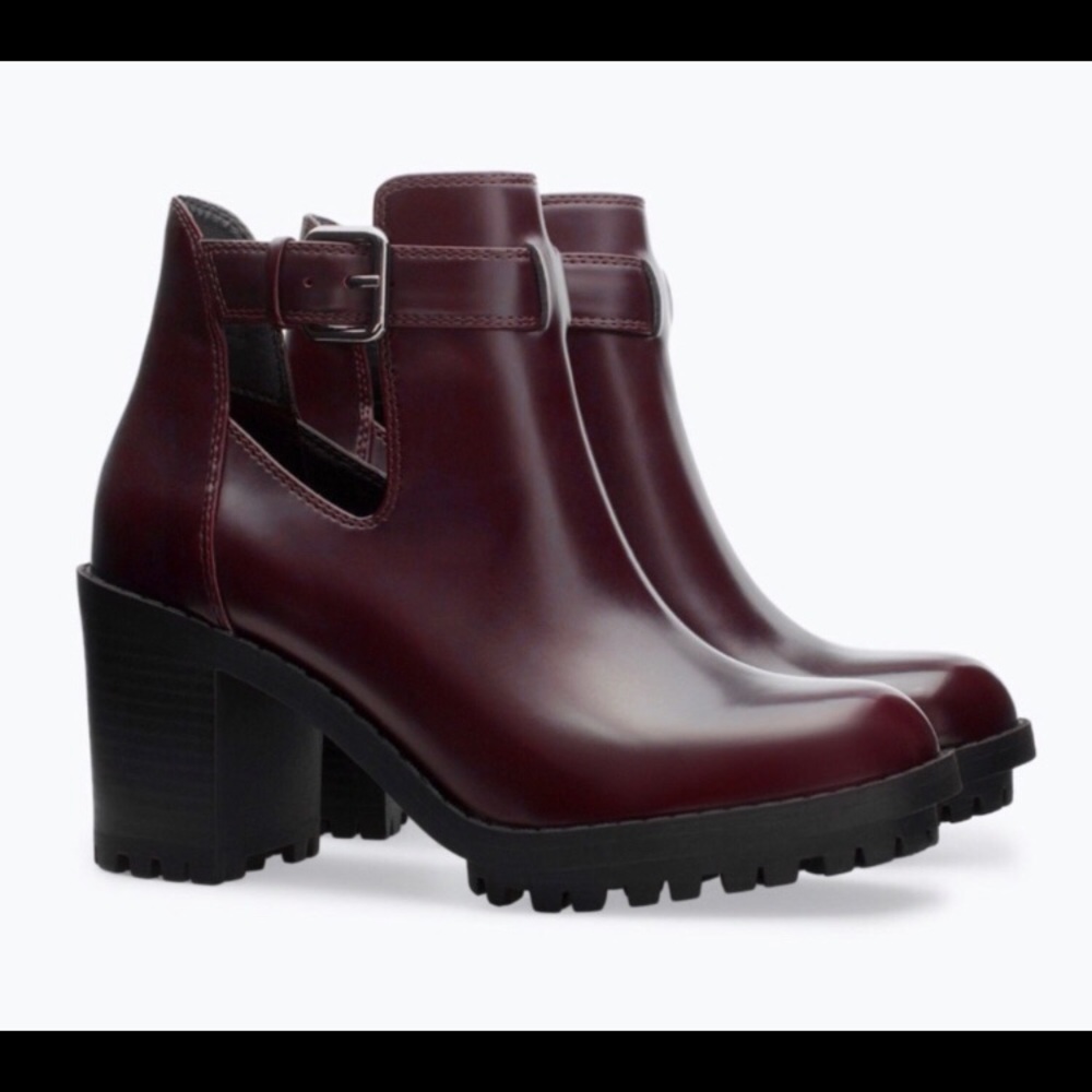 Zara burgundy boots